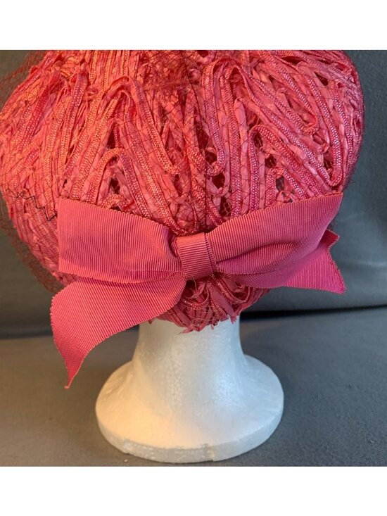 Ladies Pink Hat with Netting and Ribbon Bow Vintage Size 22 main image 6